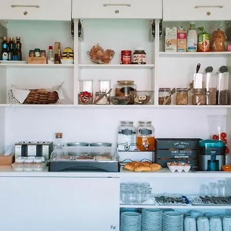 Hostel Arca Nova - *