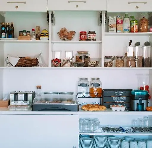 Hostel Arca Nova - *